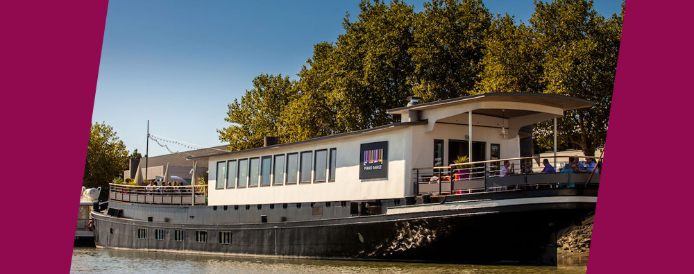 Le Piano Barge