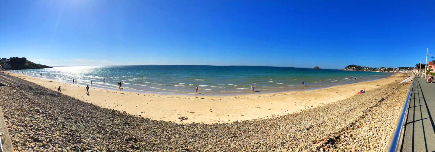 Vue panoramique sur mer